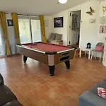 Mariana Villa